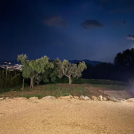 La Pausa 3*