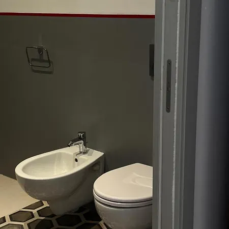 La Pausa 3*