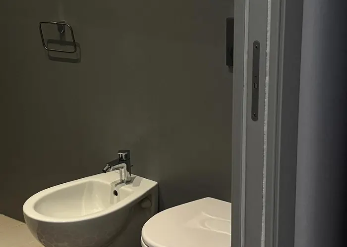 La Pausa 3*