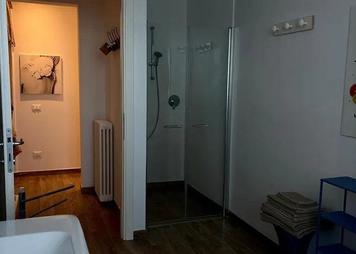 La Pausa 3*